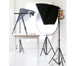 Softbox 40x40cm sa sijalicom 135W i stalkom 2m