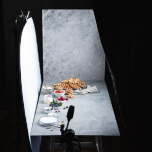 Softbox 40x40cm sa sijalicom 135W i stalkom 2m